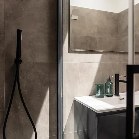 Apartment Youhosty - Zanella 68 *