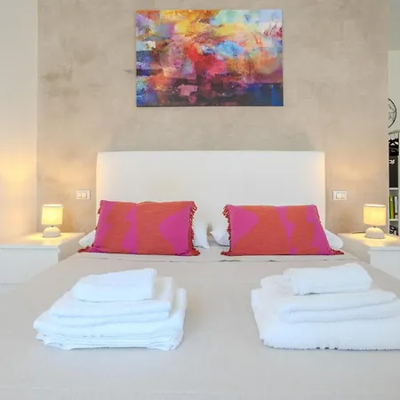 The Warm 3* Milánó