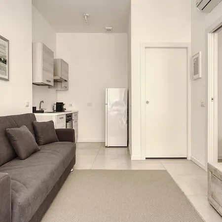 New Flat Close To Navigli Area * Milano