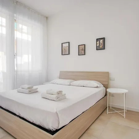 Just Urban - Bilocale Moderno Navigli - Metro M2 米兰