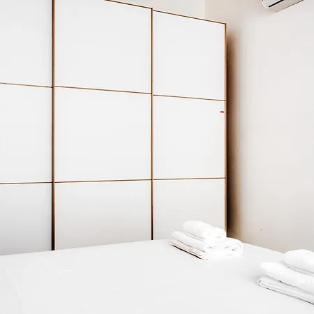 Just Urban - Bilocale Moderno Navigli - Metro M2 Apartamento *