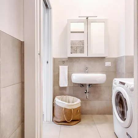 Just Urban - Bilocale Moderno Navigli - Metro M2 米兰