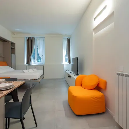 Goldoni House 6 Duomo M5 A Few Steps Away From The Subway Lejlighed