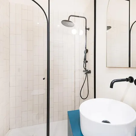 Apartment Easylife - - Borgonuovo 4 S - Centro Storico Milan