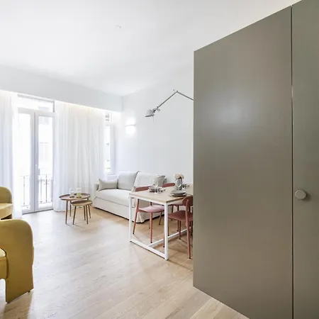 Easylife - - Plinio 35 - Porta Venezia Daire