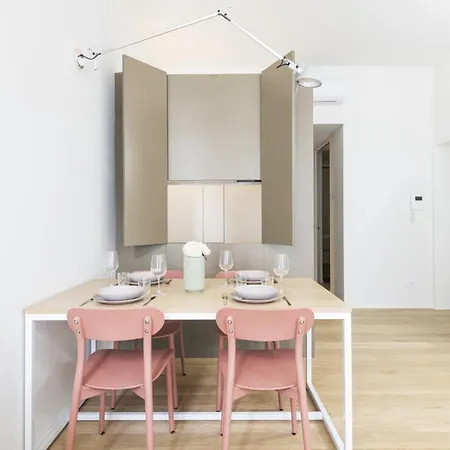 Easylife - - Plinio 35 - Porta Venezia Appartement *