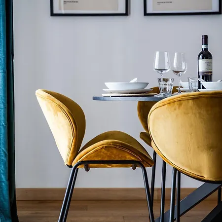 Apartament Navigli-darsena Terrazza Esclusiva Sulla Citta Mediolan