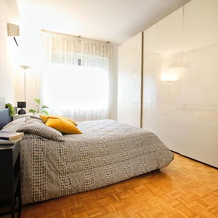 Navigli - Large And Modern With Air Conditioning Lejlighed