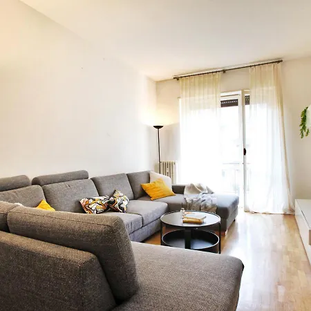 Navigli - Large And Modern With Air Conditioning