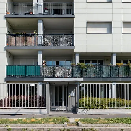 Skyline House - Free Parking & Terrace 아파트 밀라노