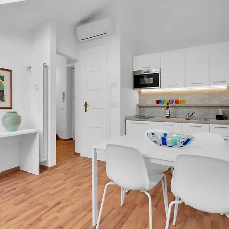 The House Of Corso Venezia 24 Apartamento