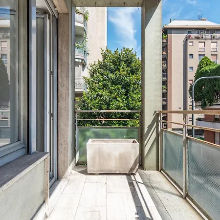 Trilocale In Stile Milanese In Solari *