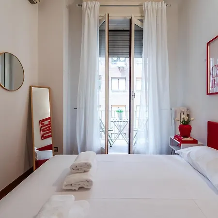 The Boutique - Spacious With Balcony - M3 Repubblica 2 Stops To Montenapoleone Duomo , 1 Stop To Station - Center Apartamento *
