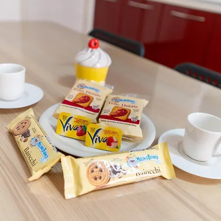 Elegant Near Bocconi アパート ミラノ