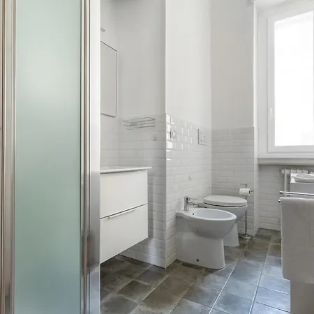 Elegant Near Bocconi Appartement *