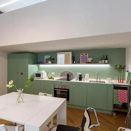 Apartament Loft Moderno Con Patio Privato A 100m Dalla Metro - La Taniere *