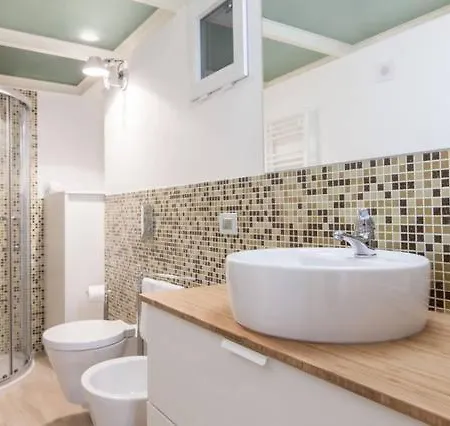 Διαμέρισμα Stunning 2 Bedroom *