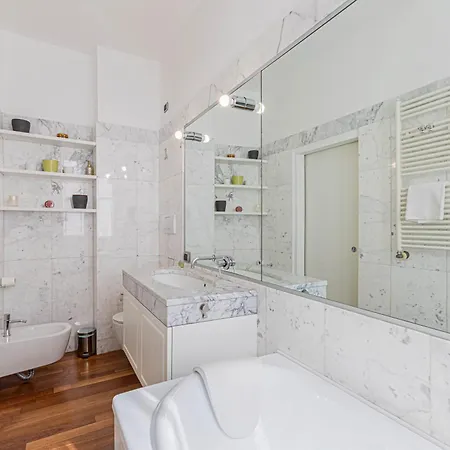 A 5 Stelle Con Idromassaggio Con 2 Da Letto * Milano