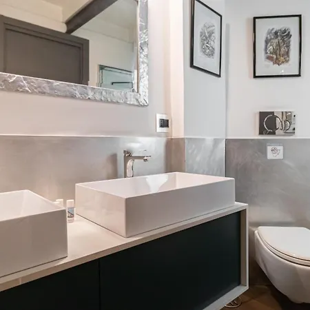 Italianway Comfort - Mancini 3 * Milán