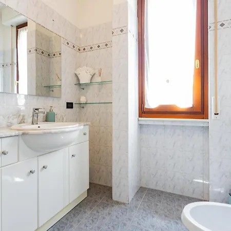 Alcuino5 Cozy And Quite Near Life By Hospity Appartement