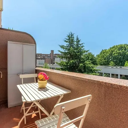 Design And Concerts- Cozy *