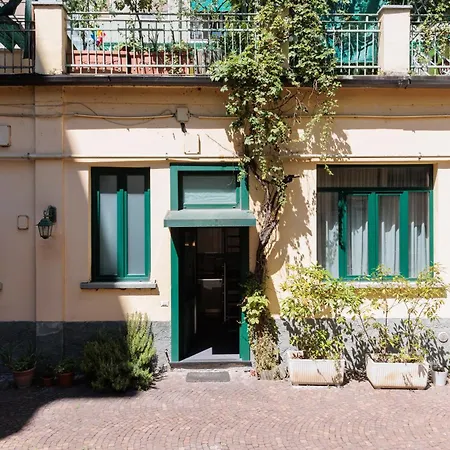 Urban House - Loft Navigli Restyled! *