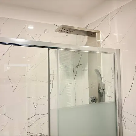 Leopardi Apartamento *