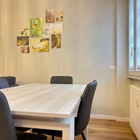 Leopardi * ميلان