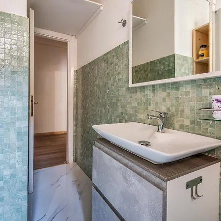 New Irccs Via Inama 4 Pax Wi Fi Lejlighed