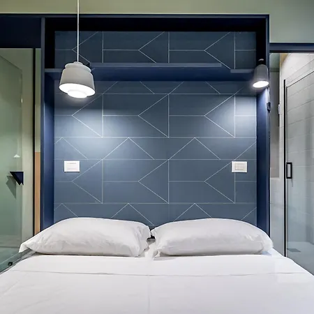 Apartament Yd Duomo Design In Mediolan