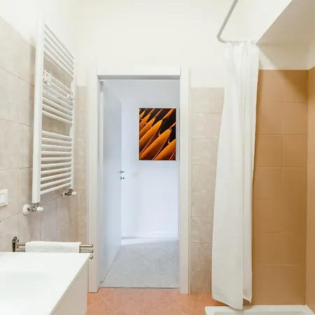 아파트 Certosa - Bright & Modern - 2 Steps From Train Station By Innstay *