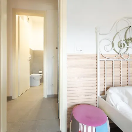 Cozy In Porta Genova - Via Vigevano Daire