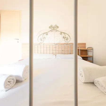 Cozy In Porta Genova - Via Vigevano Mailand