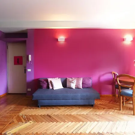 Metro Blu Tricolore - Concordia Apartamento