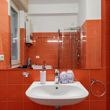 Lejlighed Tortona-metro Tolstoj 5min - Spacious 6 Guests - Wifi *