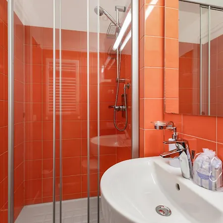 Lejlighed Tortona-metro Tolstoj 5min - Spacious 6 Guests - Wifi Milano