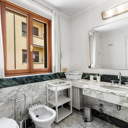 公寓 Brera Moscova - Classical - Wifi 米兰