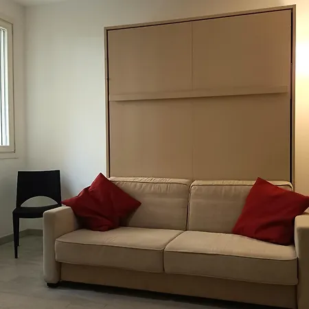 Looking 4 Charming With Courtyard On The Navigli Apartamento *