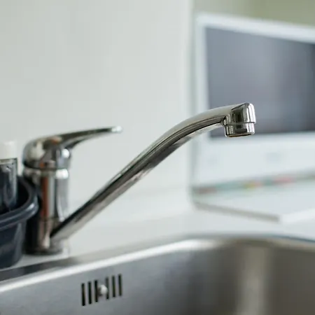 Apartamento Design Moderno:monolocale Spazioso Vicino Metro M2 Milão