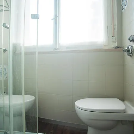 Design Moderno:monolocale Spazioso Vicino Metro M2