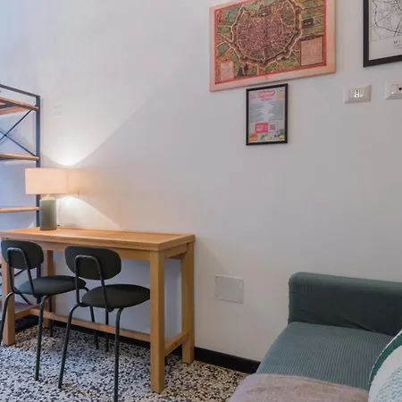 Moscova Love-7sundays 밀라노