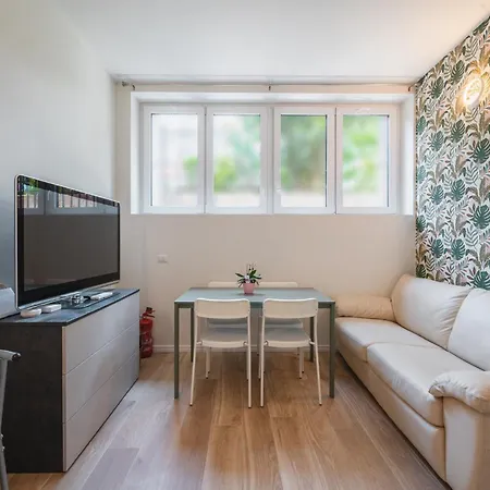 Modern 5 Min Walk From San Siro Stadium Appartement Milaan