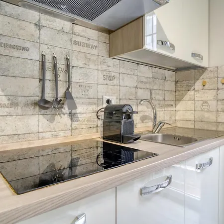 דירה V2 Next To מילאנו