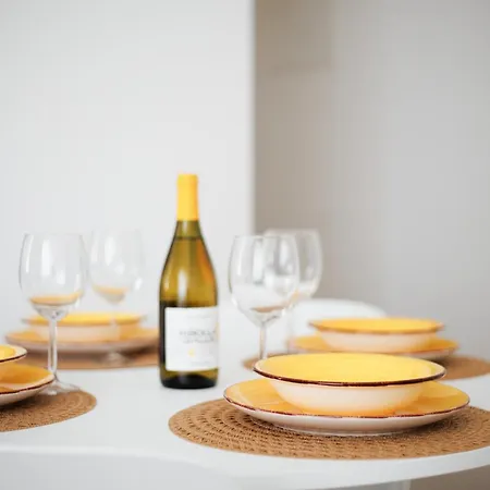 Maggiolina - Lovely * Milán