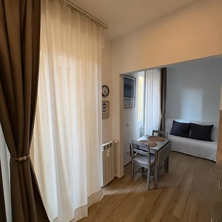 Appartamento Loreto 15 Mins From Duomo - M1 Rovereto Milano