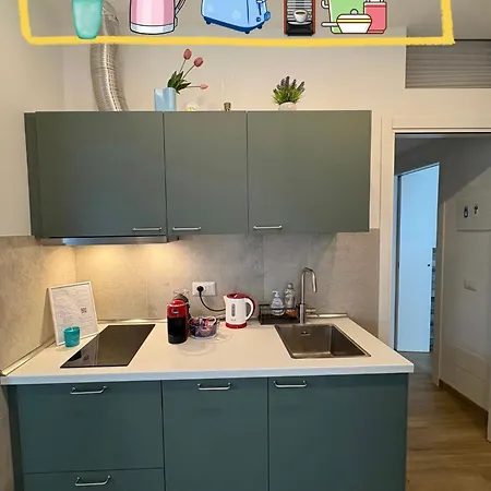 Loreto 15 Mins From Duomo - M1 Rovereto * Милан