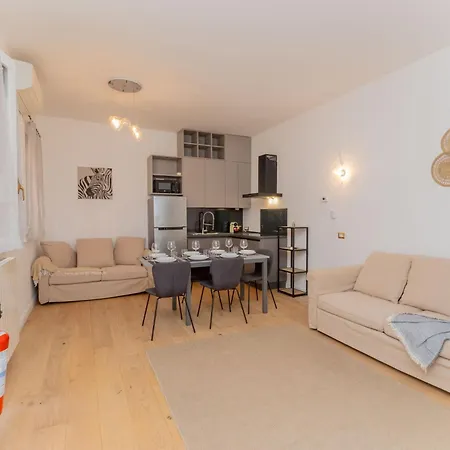 New Exclusive Fondazione Prada Tram To Duomo Apartmán *