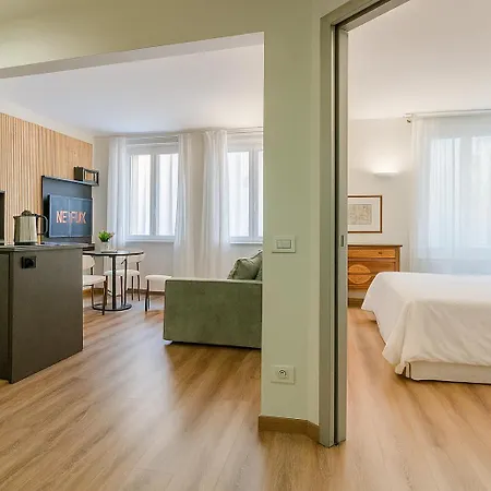 Daire Jada Monforte- Exclusive In The Heart Of The Milano