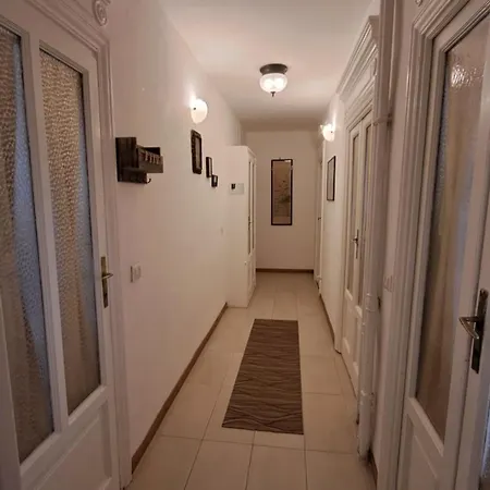 Frida House * ミラノ