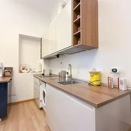 Luxury Penthouse - 5 Min To Duomo 2 Milaan